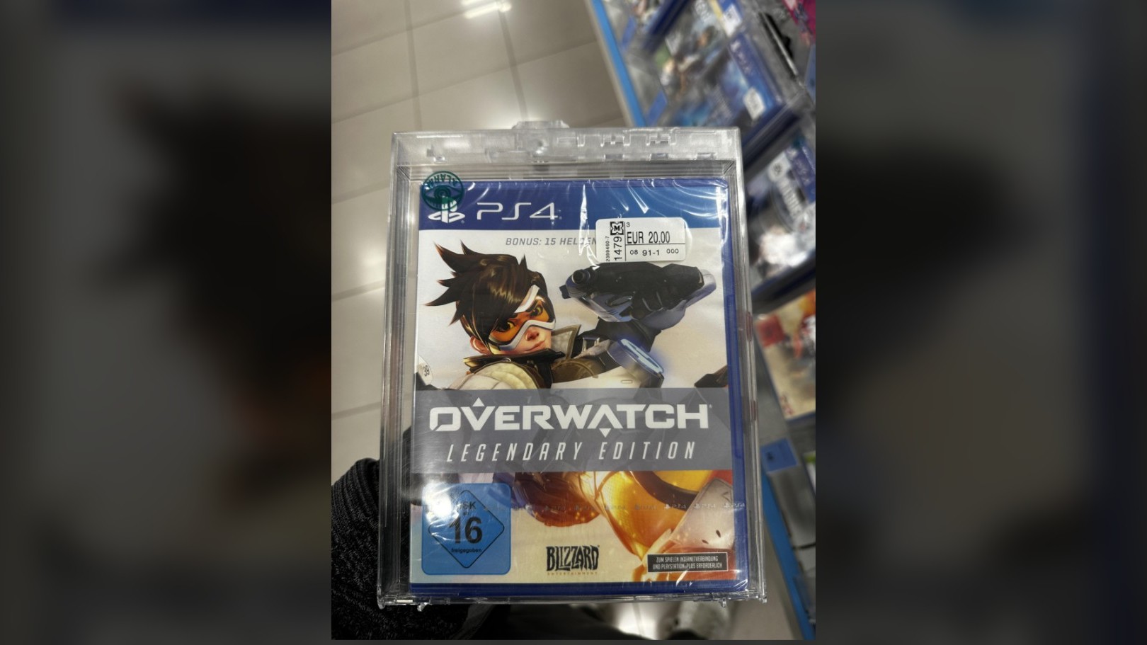 【OW2】店で売ってるこのパッケージ版OW、買ったら何が貰えるの？ ←「大量の〇〇」これお得じゃね？