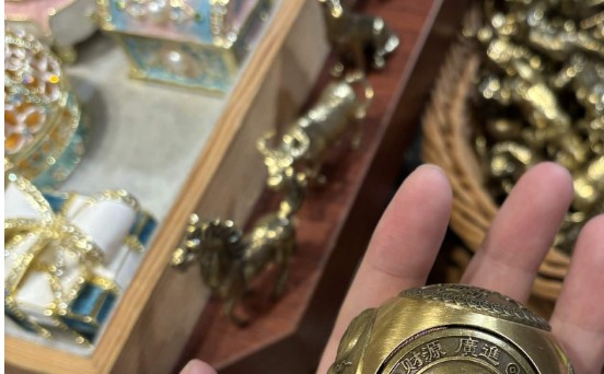 【OW】台湾でゼニのオーブが発見され盛り上がる海外プレイヤーたち