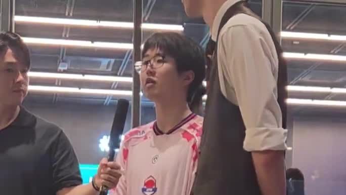 【OW】キムソングン(KSG)の可愛さ、韓国内でもバレ始める